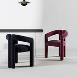 Modern Curved Velvet Dining Chair – Minimalist Upholstered Armchair with Sculptural Design