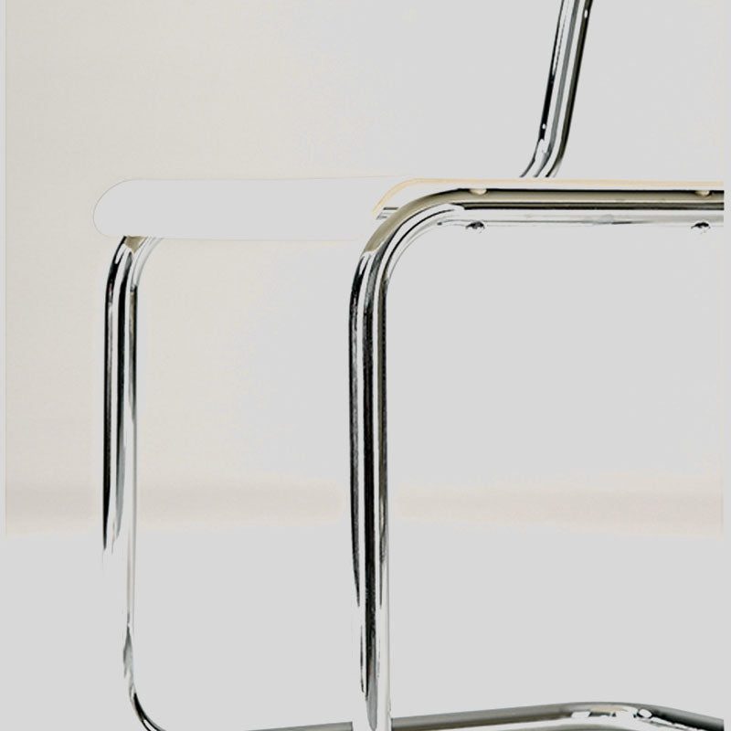 Sleek Modern Chair - Perfect Blend of Style and Comfort for Any Space