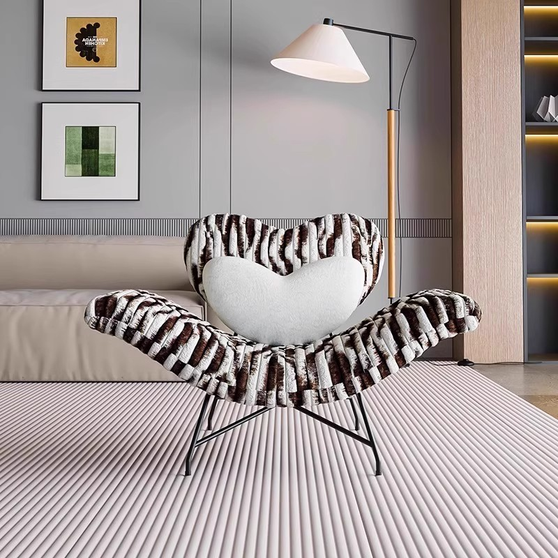 Heart-Shaped Lounge Chair – Modern Statement Accent Chair with Zebra Print & Plush Heart Cushion