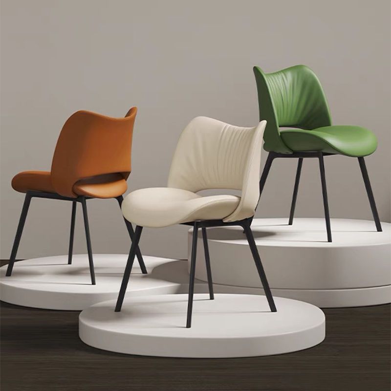 Modern Curved Leather Dinning Chair - Contemporary Comfort for Stylish Spaces