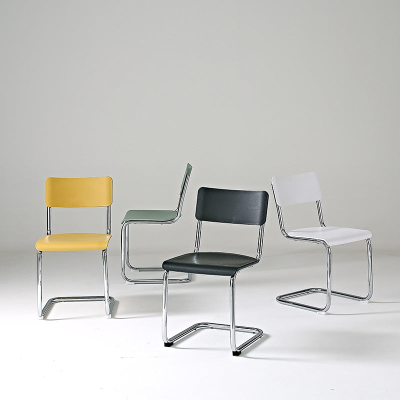 Sleek Modern Chair - Perfect Blend of Style and Comfort for Any Space