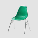 Mid-Century Eames-Style Plastic Dining Chair – Multi-Colour Options for Homes, Cafés, Bars & Boutique Interiors