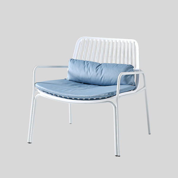 Elegant Lounge Chair - Modern Comfort for Indoor and Outdoor Spaces