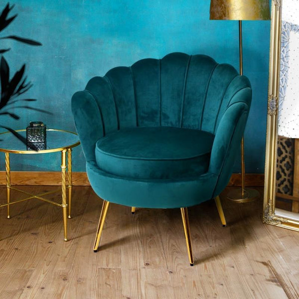 Velvet Scallop Shell Accent Chair with Gold Metal Legs – Modern Glamour for Living Room & Bedroom