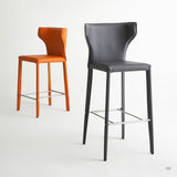 Italian Design Saddle Leather Bar Stool with Carbon Steel Frame and Optimal Ergonomic Support