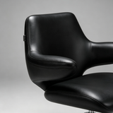 Contemporary Wing-Back Salon Chair – Hydraulic Stylist & Barber Studio Seating