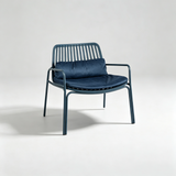 Elegant Lounge Chair - Modern Comfort for Indoor and Outdoor Spaces